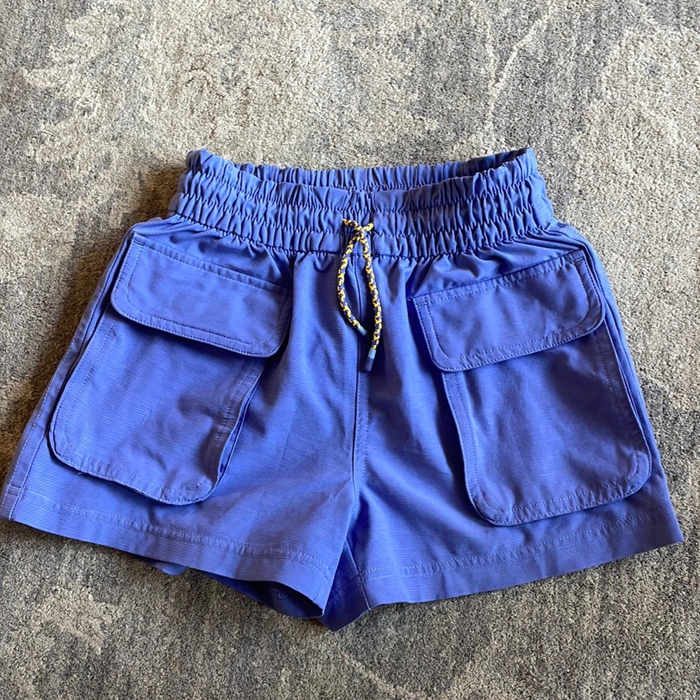 Athleta girl shorts size 7